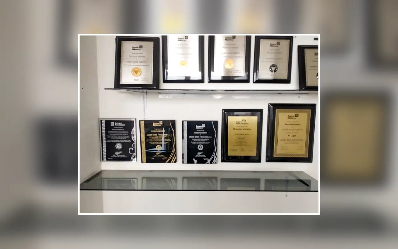 Placas de reconocimiento